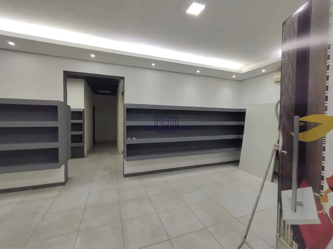 ALUGUEL LOJA AMPLA NO CAIÇARAS / AMBIENTE DIVIDIDO - Foto 4