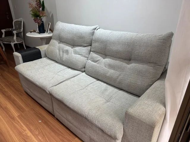 Sofá retrátil 4 lugares cinza - Foto 3