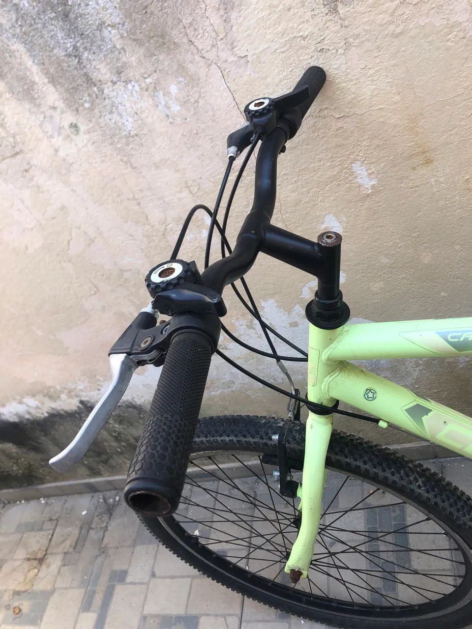 Bicicleta Aro 26 com marcha - Foto 2