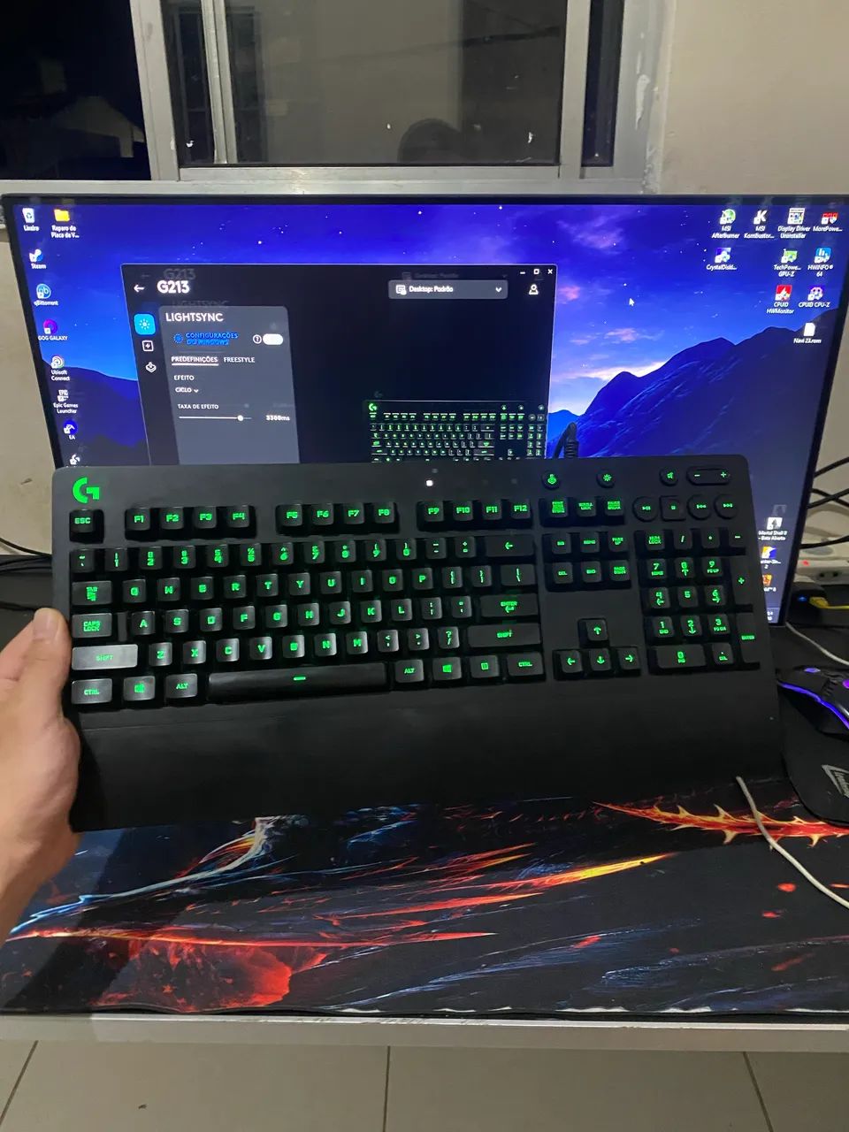Teclado Gamer Logitech G213 Prodigy RGB