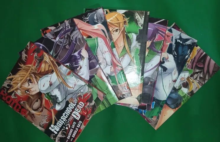 Coleção de mangás Highschool of the dead + Guias do mangás Fullmetal Alchemist