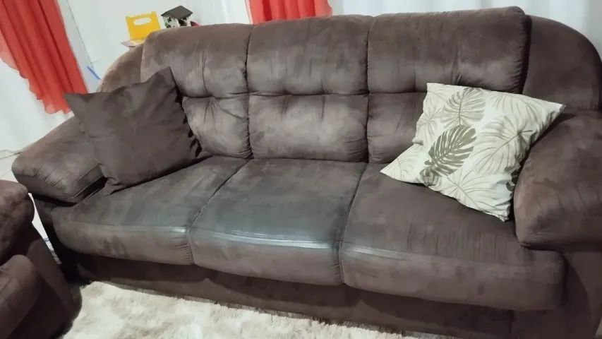 Conjunto Sofá 5 Lugares (2 e 3) Marrom - Usado em Ótimo Estado - Foto 4