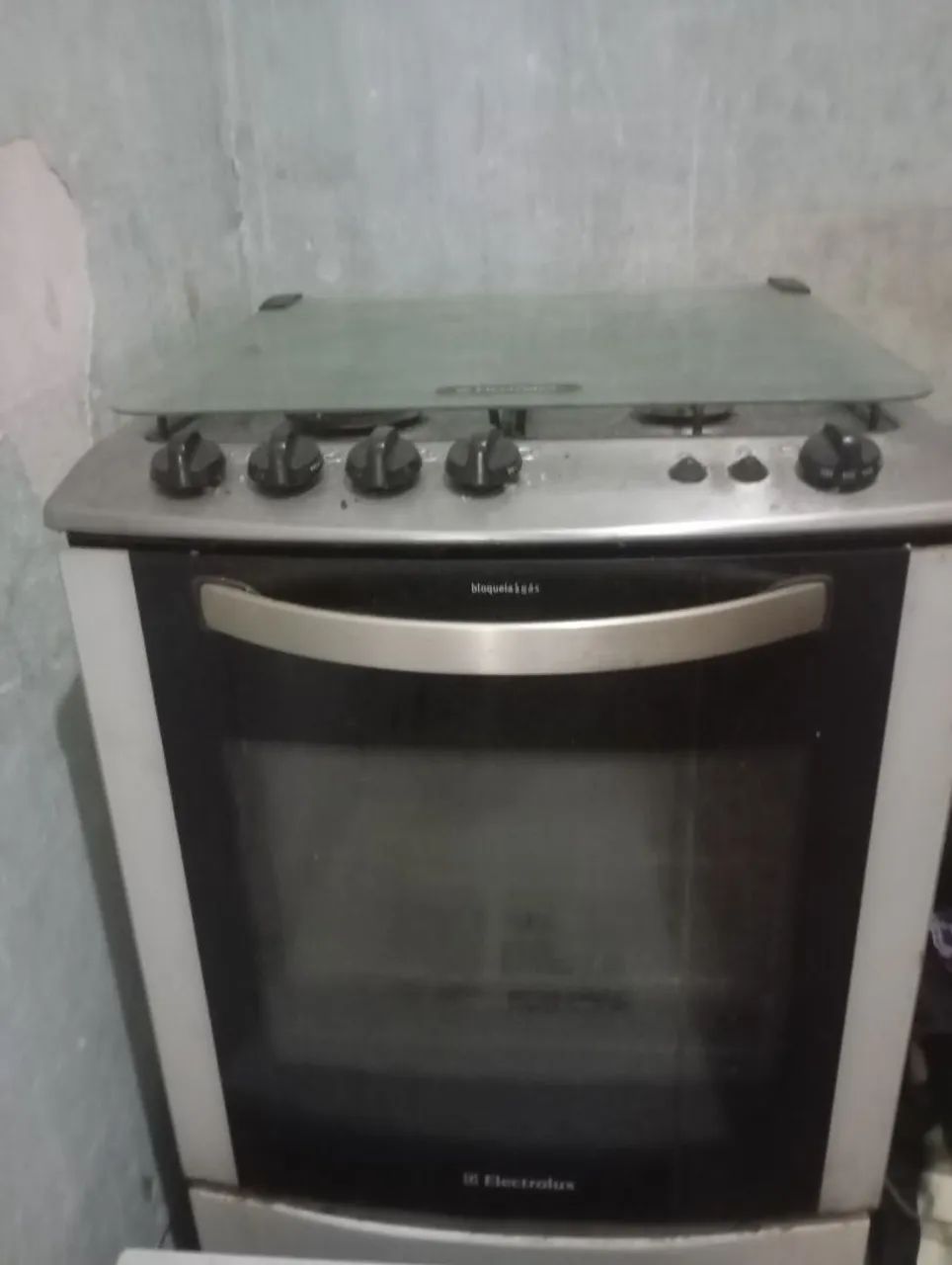 Fogão 4 bocas Eletrolux ótimo preço 