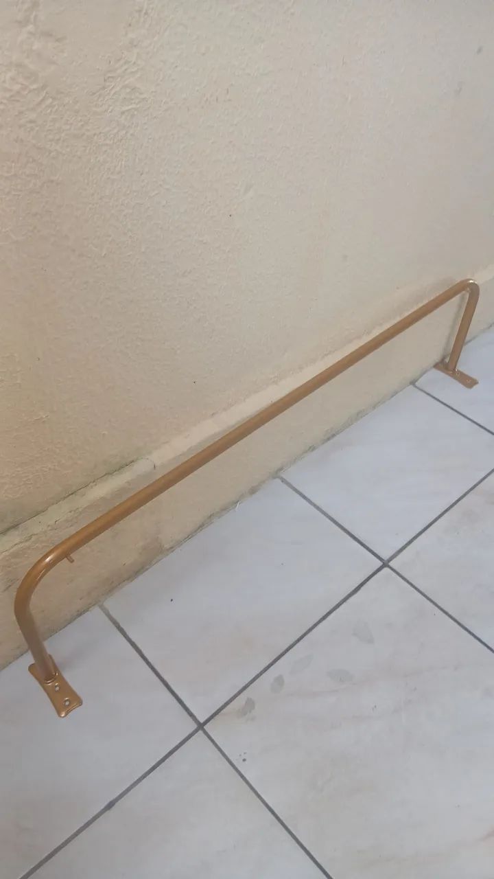Arara de parede  - Foto 3