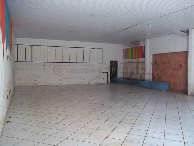 Lojão com Área de 180 m² para Aluguel no Caminho de Areia (767904) - Foto 2