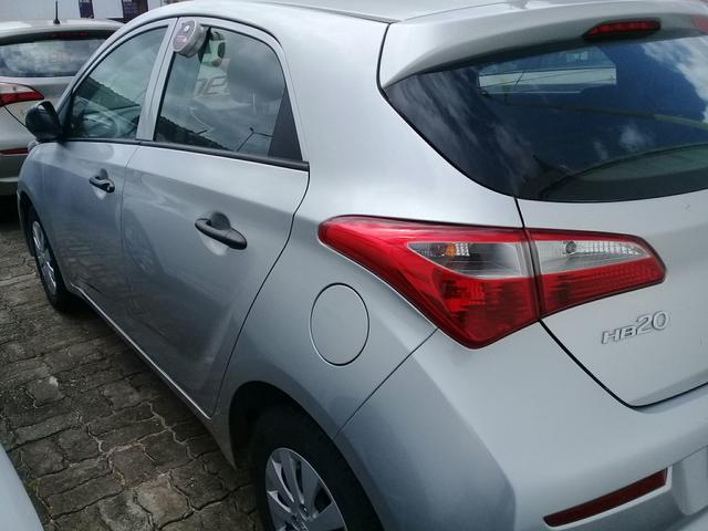 Hb20 hatch 1.0 2018/2019 ipva 2020 pagos - Foto 3