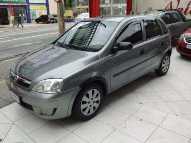 CHEVROLET CORSA HATCH MAXX 1.4 8v(Econo.Flex) 4P 2009