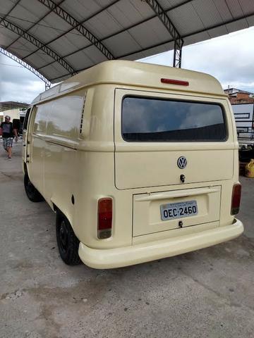 Vendo Kombi Furgão