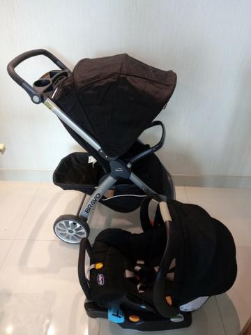 Carrinho Chicco Bravo com Bebe Conforto e Base - Foto 4