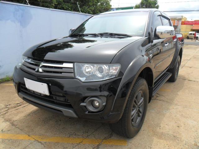 Mitsubishi L200 Triton Hpe 3.2 CD tb Int.Diesel Aut-