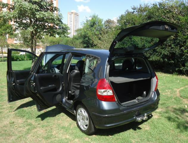 Fit 2004 LX 1.4 8v AirBag 114.000 KM Couro Ar Raridade (19.990 á vista) (21.990 p/ troca) - Foto 6