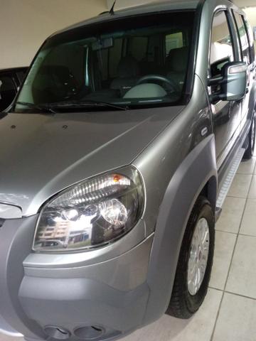 Fiat Doblo Adventure xingu loquer 6 lugares