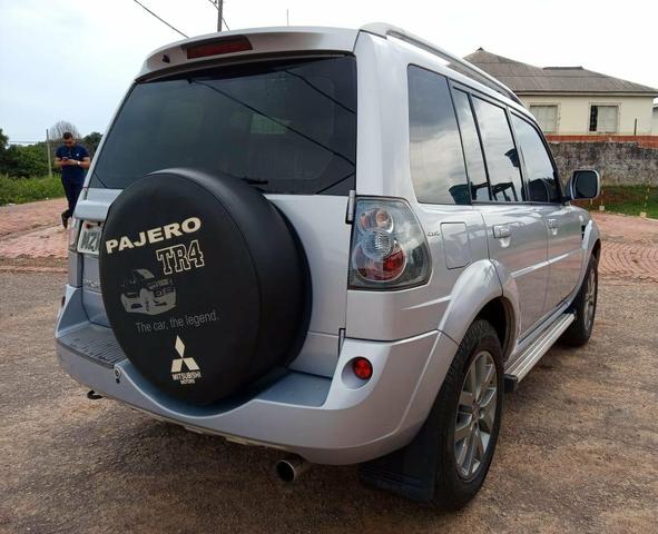Pajero tr4 2.0 flex AUTOMATICA 10-11 - Foto 2