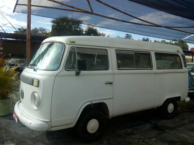 Kombi 1997/1998 Gasol/GNV branca 09 lugares
