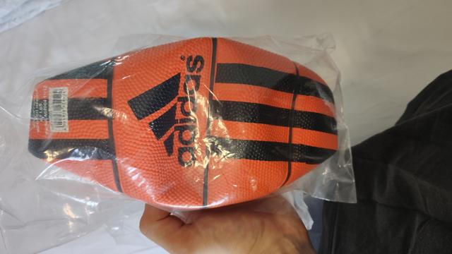 Mini-bola de basquete - Adidas (nova/original) - Foto 2