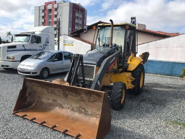 Locação de Maquina e Caminhão para terraplanagem - Foto 2