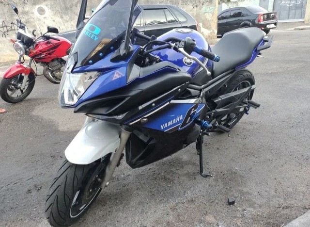 XJ6 EM PERFEITO ESTADO