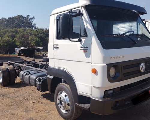 VOLKSWAGEN 10 160 4X2