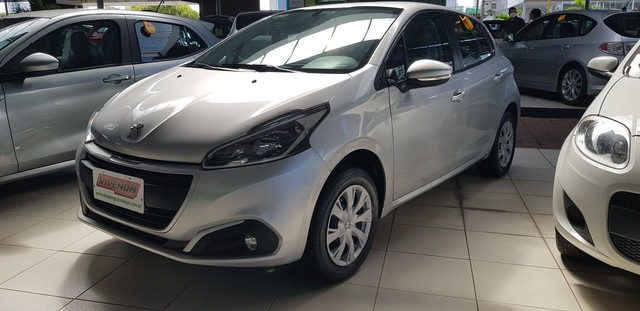 PEUGEOT 208 ACTIVE 1.6 2017 50.631 KM