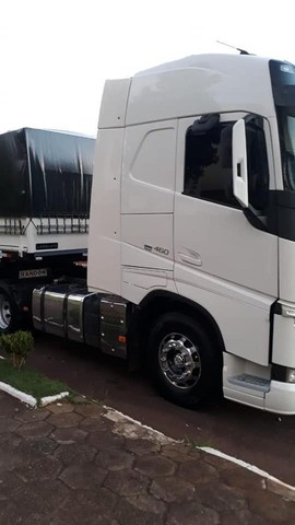 CAMINHÃO VOLVO FH 460 ANO 2016