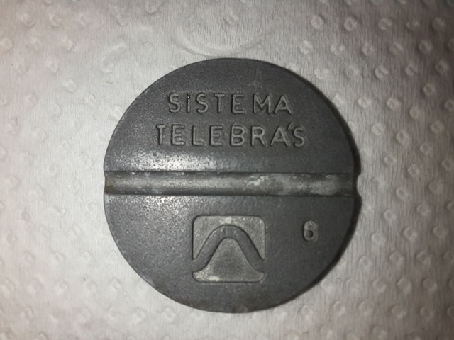 Ficha Telefônica local sistema telebras Artol 1982. 