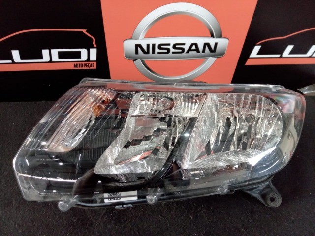 Farol de Renault sandero steepway 2015 a 2018 original lado esquerdo