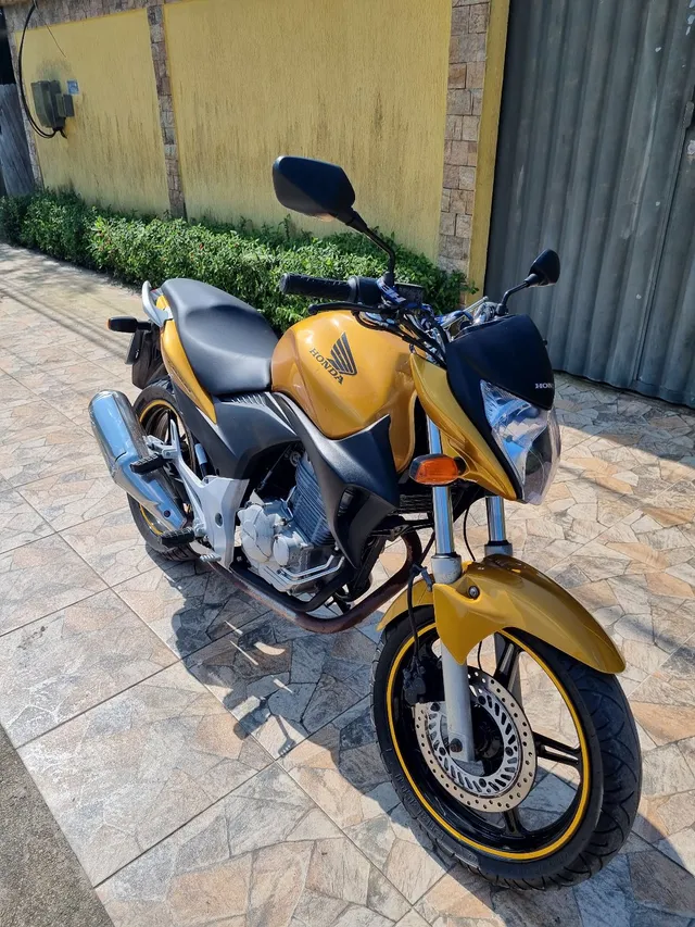 Adesivo Friso de Roda M1 + Palavra CBX 200 STRADA + Interno G