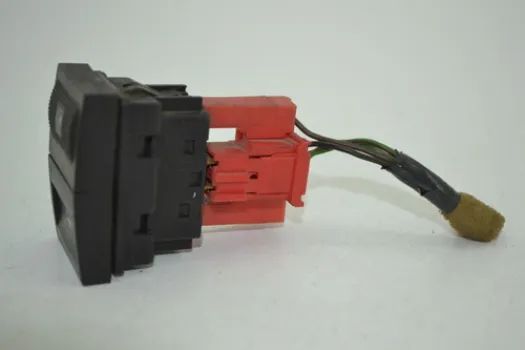 Botão Interruptor Vidro Eletrico Volkswagen Gol 2002 2003 - Foto 2