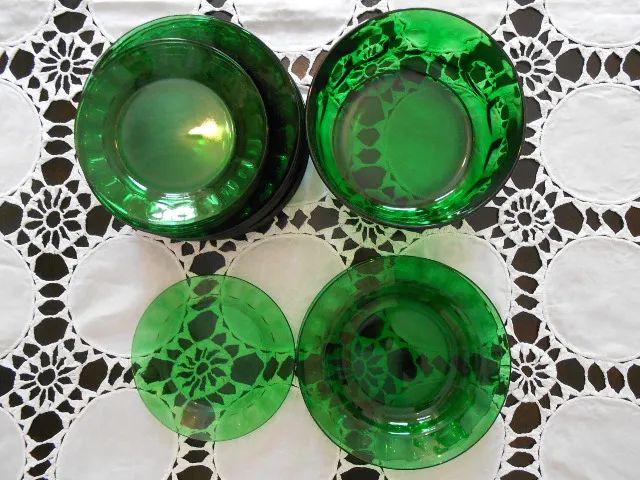 Jogo de pratos + tigela de vidro Frances Arcoroc (novo/no estado) - Foto 4