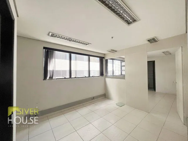 Sala para alugar no metrô São Judas