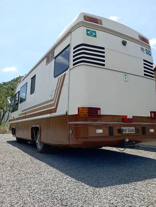 Motorhome Trailcar Commander