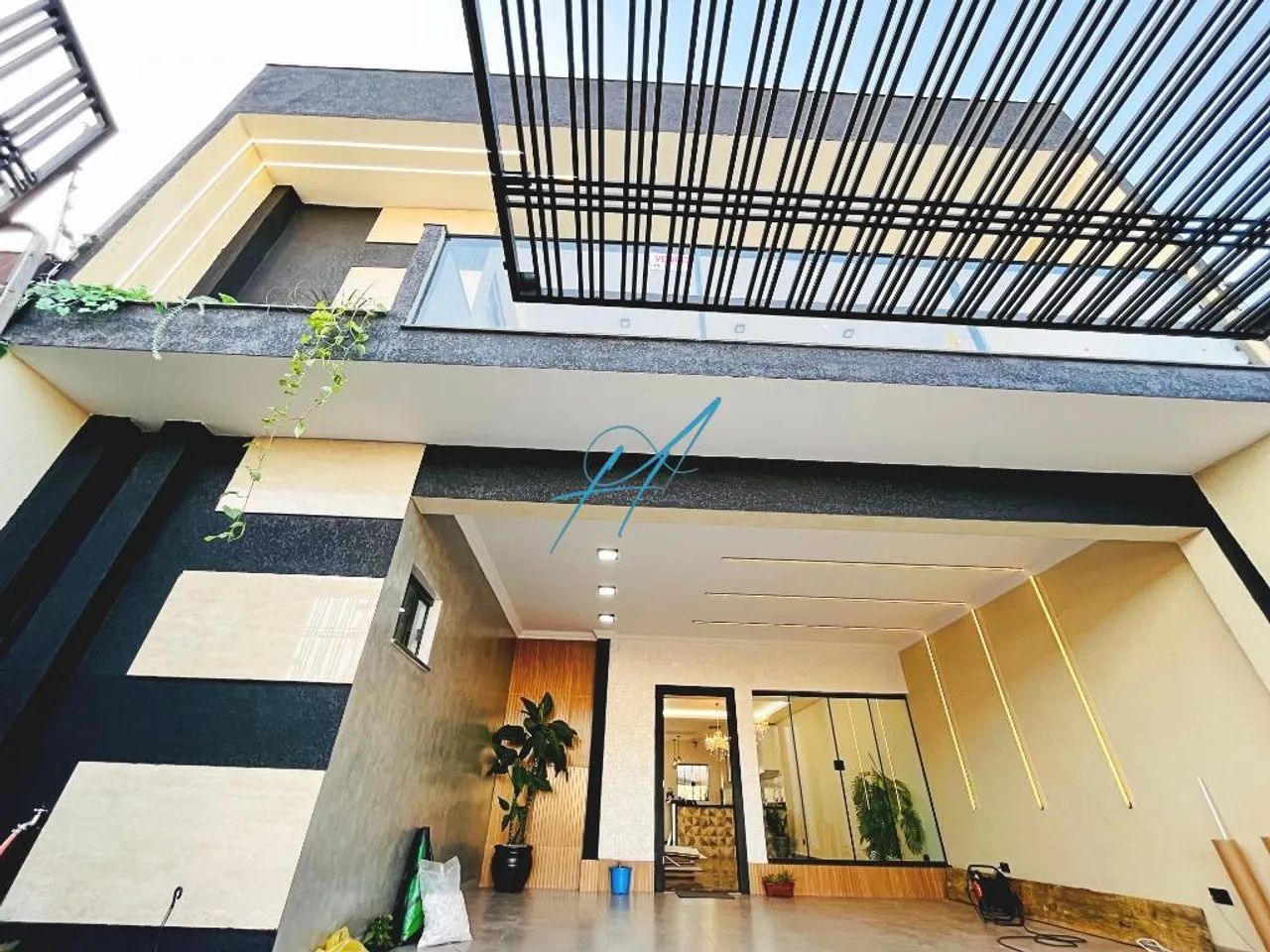 Casa à venda em Maringá, Jardim Oriental, com 4 quartos, com 245 m² - Foto 3