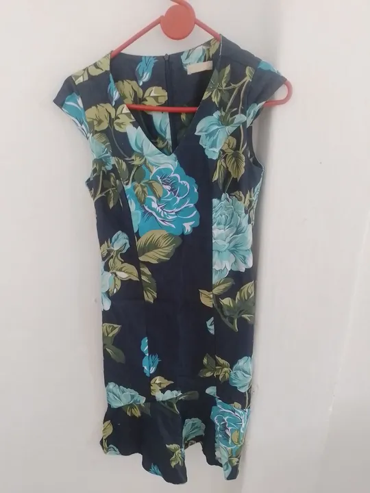 Vestido Floral Azul Escuro