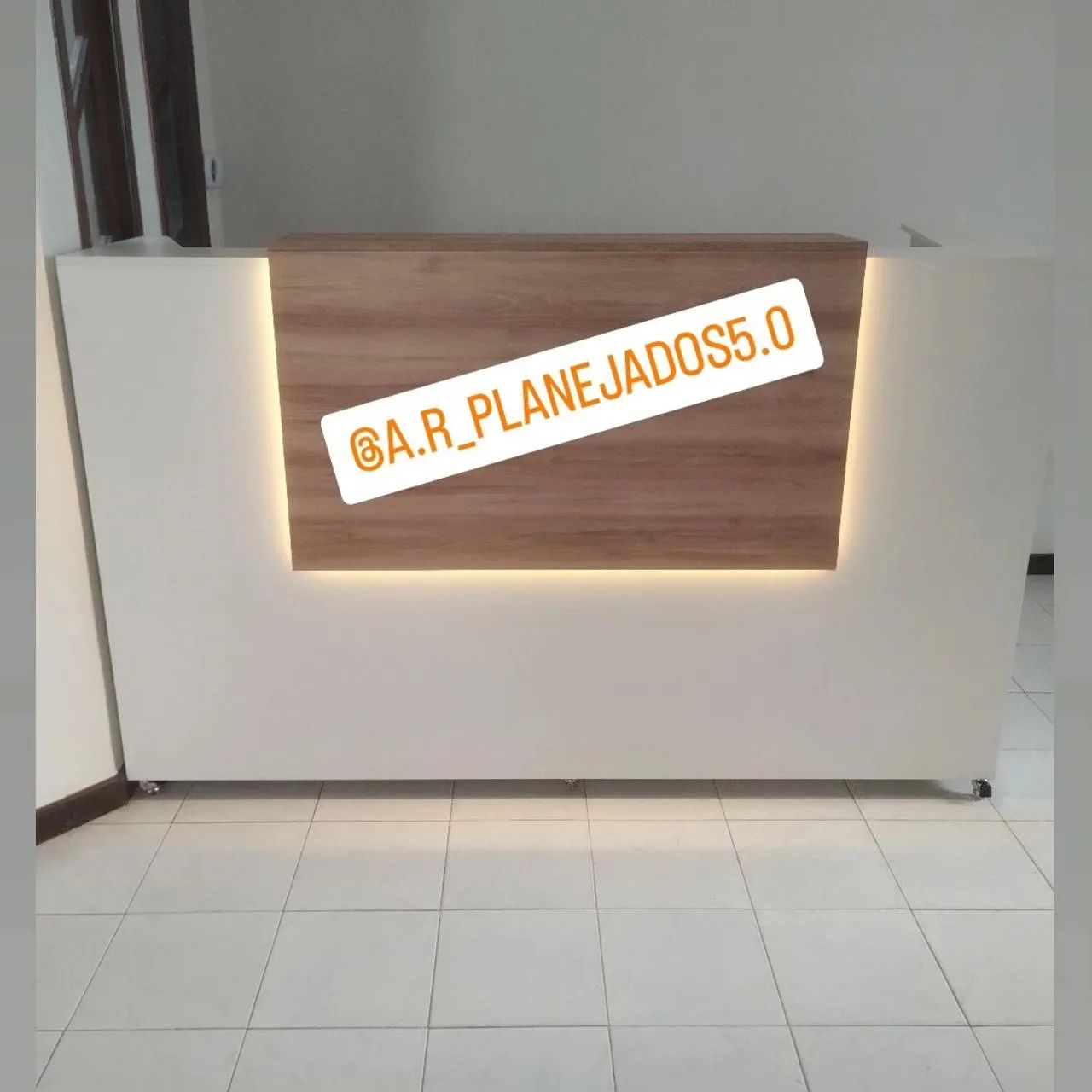 Balcão recepção 