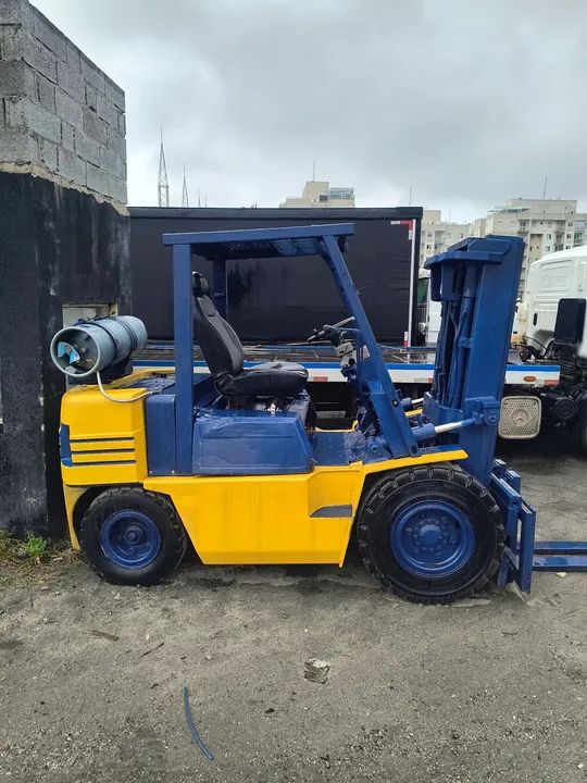 Empilhadeira triplex komatsu fg40 2009  - Foto 3