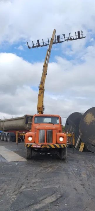 Scania 110 ano 75 com muk madal de 24.000 top do muk...