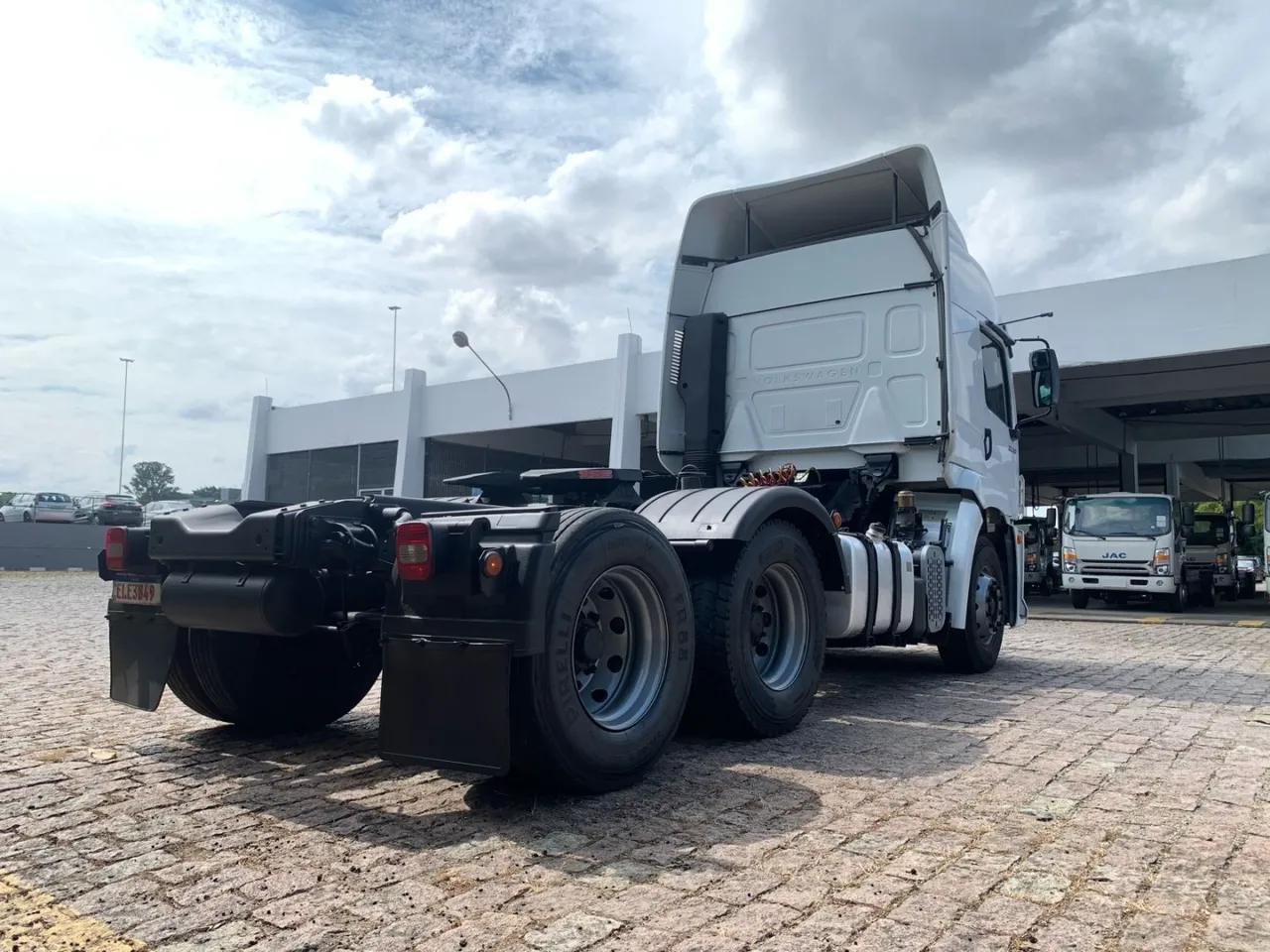 Volkswagen 25.360 2021- Único dono- JBS Caminhoes
