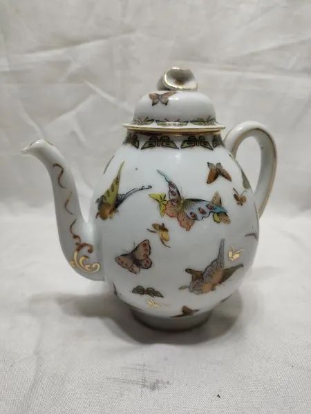 Bule de porcelana oriental
