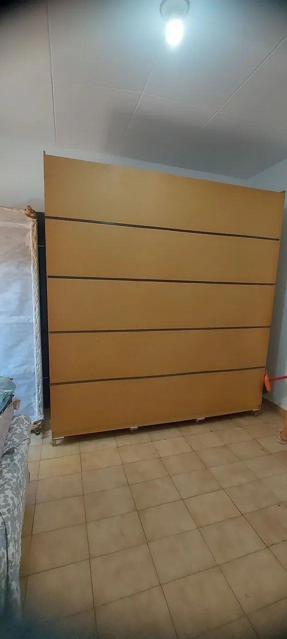 Guarda-Roupa Moderno com Espelho - Foto 4