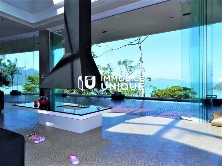 Casa de condomínio para venda possui 1000 m² - 5 quartos Litoral Norte - Ubatuba - SP