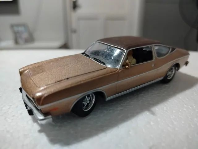 Miniatura Amc Matador Coupe Universal Hobbies 1/43
