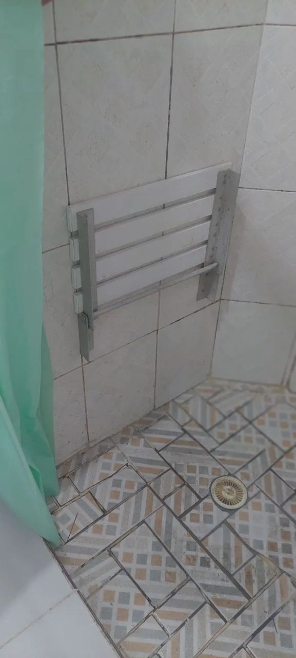 Vendo assento de banho novo igual a foto - Foto 2