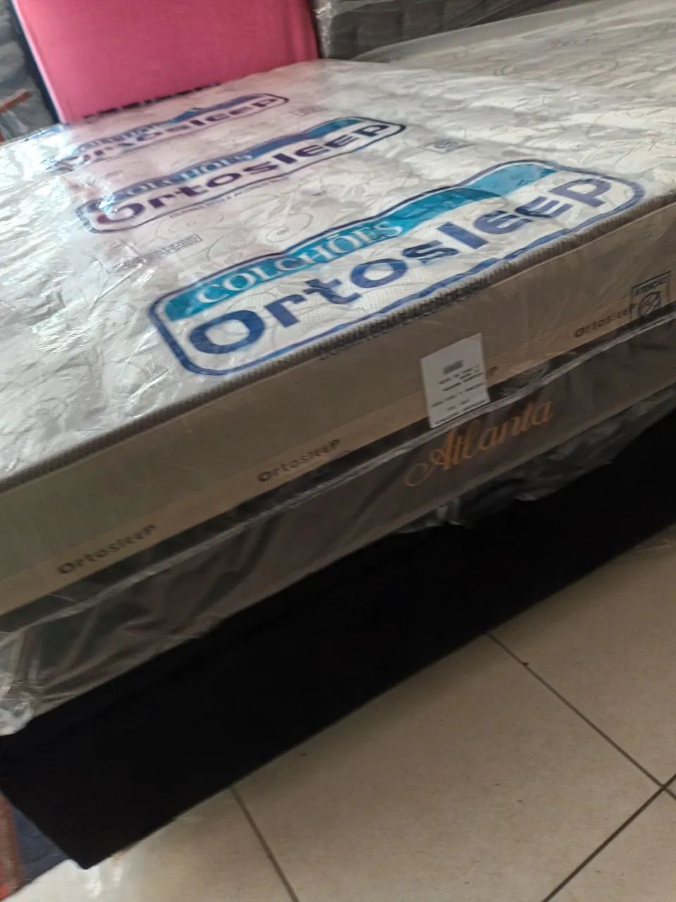 Cama casal colchão semiortopedico 