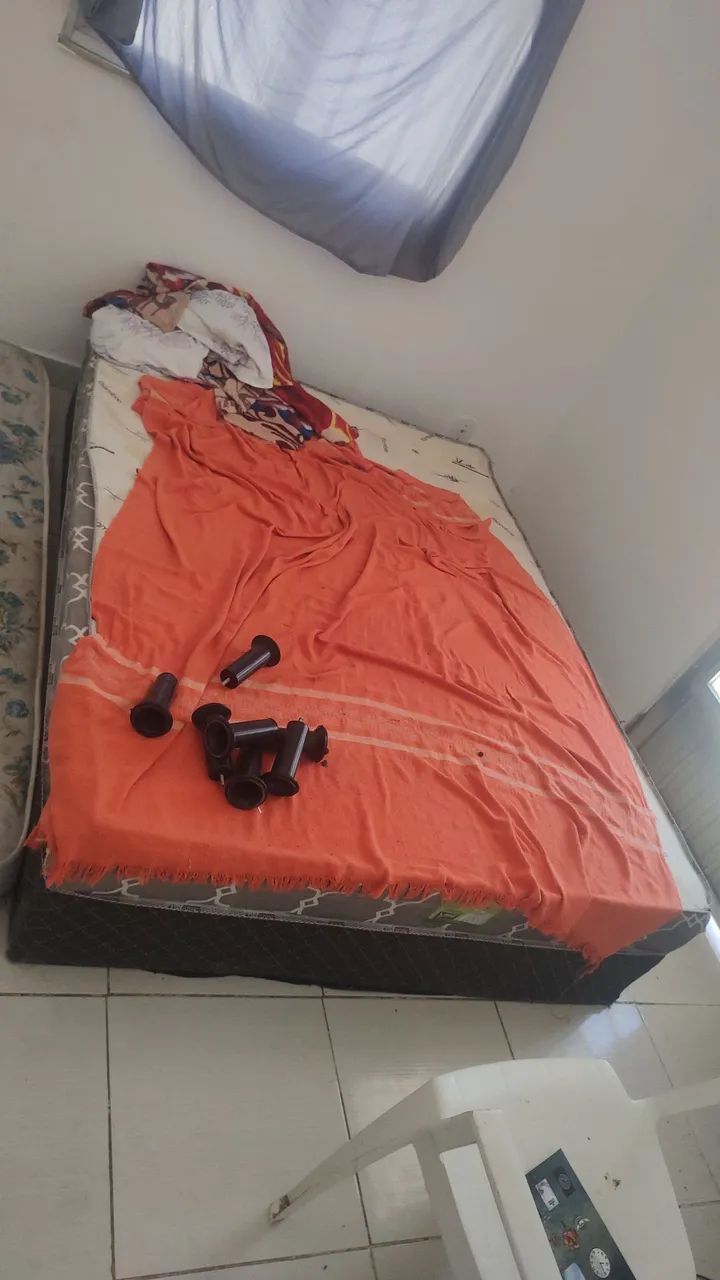 Cama Box Queen com Colchão
