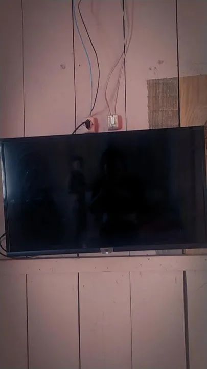 Vendo tv32 smart 32 polegadas  - Foto 2