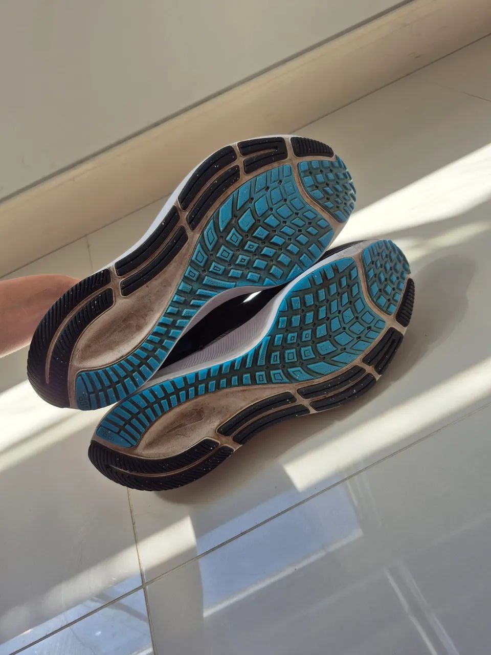 Tenis Nike tam 41 - Foto 2