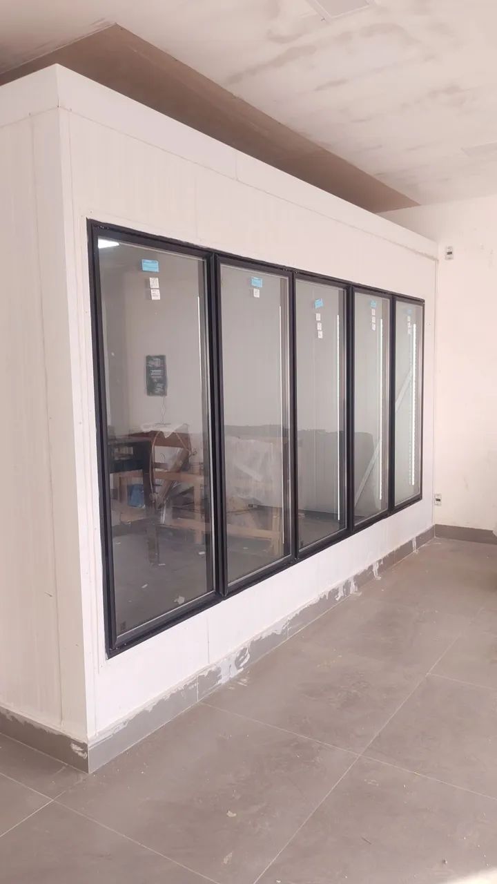 Câmara fria e congelados expositoras sob medida - Foto 4