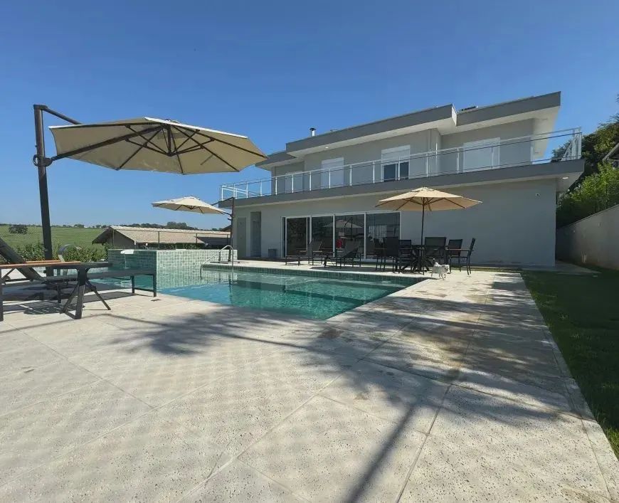 Sobrado a venda no Condomínio Terras Alphaville, 8 suítes, área gourmet, piscina e hidro, 