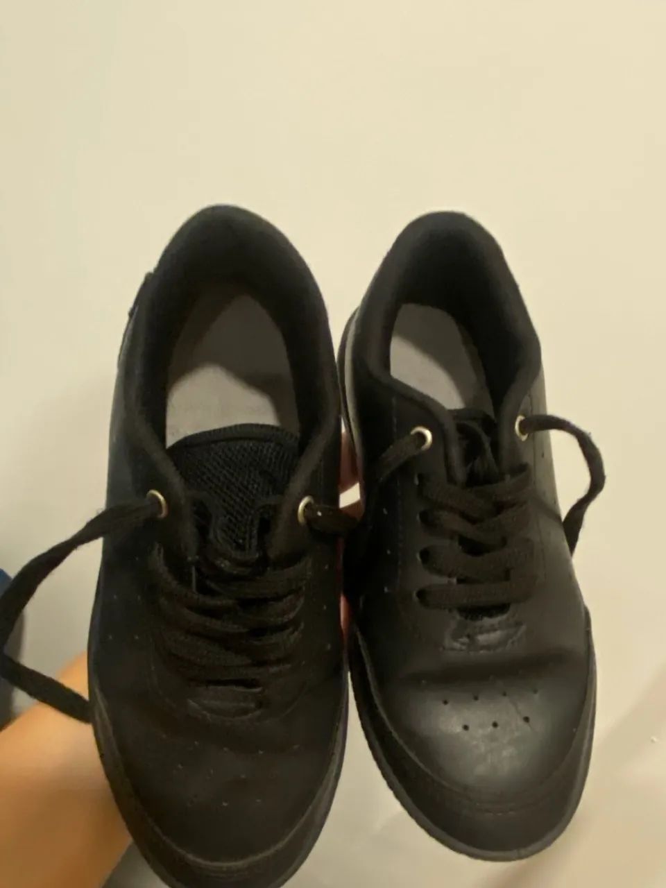 Vendo sapato preto criança  - Foto 3
