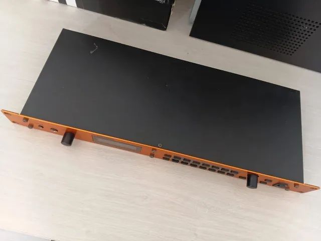 GUITAR RACK BOSS GX 700 MULTIEFFECTS - Instrumentos musicais